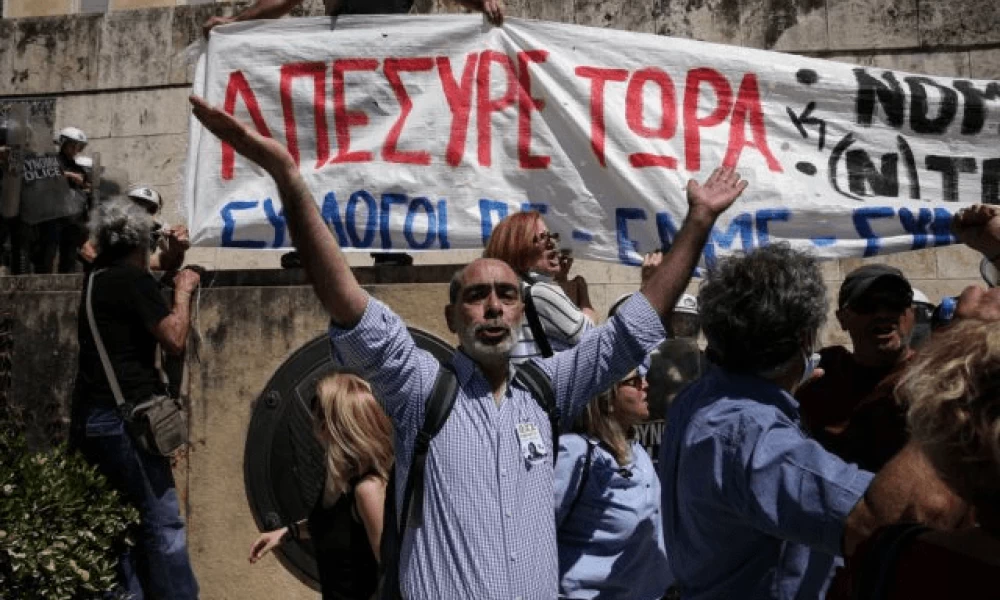 Δεν είναι αγράμματοι οι δάσκαλοι - Αγράμματοι είναι οι συνδικαλιστές και το κράτος